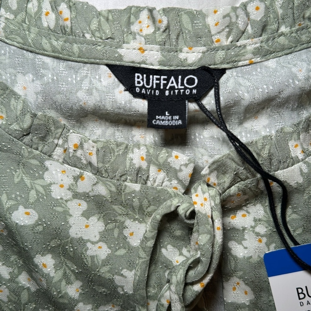 Buffalo David Britton Woven Printed Flutter Sleeve Top Split Neckline Size L - Picture 9 of 12